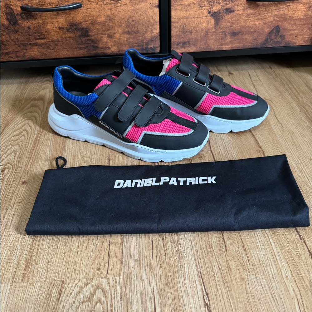 Men's Athletic Shoes - Black and Pink